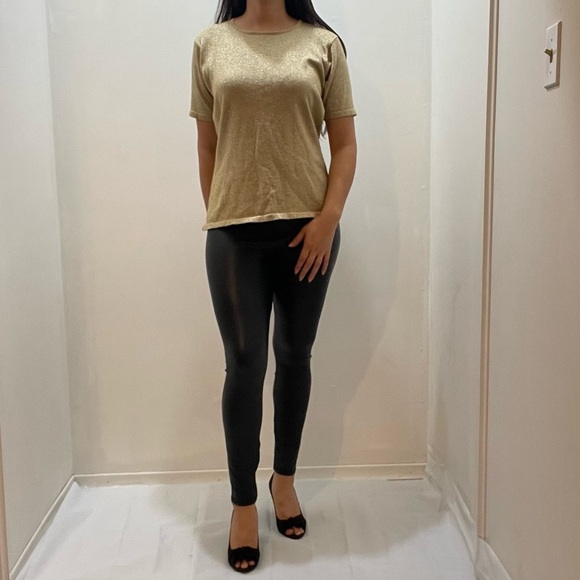 ✨ Vintage Gold Glittery Shirt - Easton’s House Brand ✨ - Picture 1 of 8